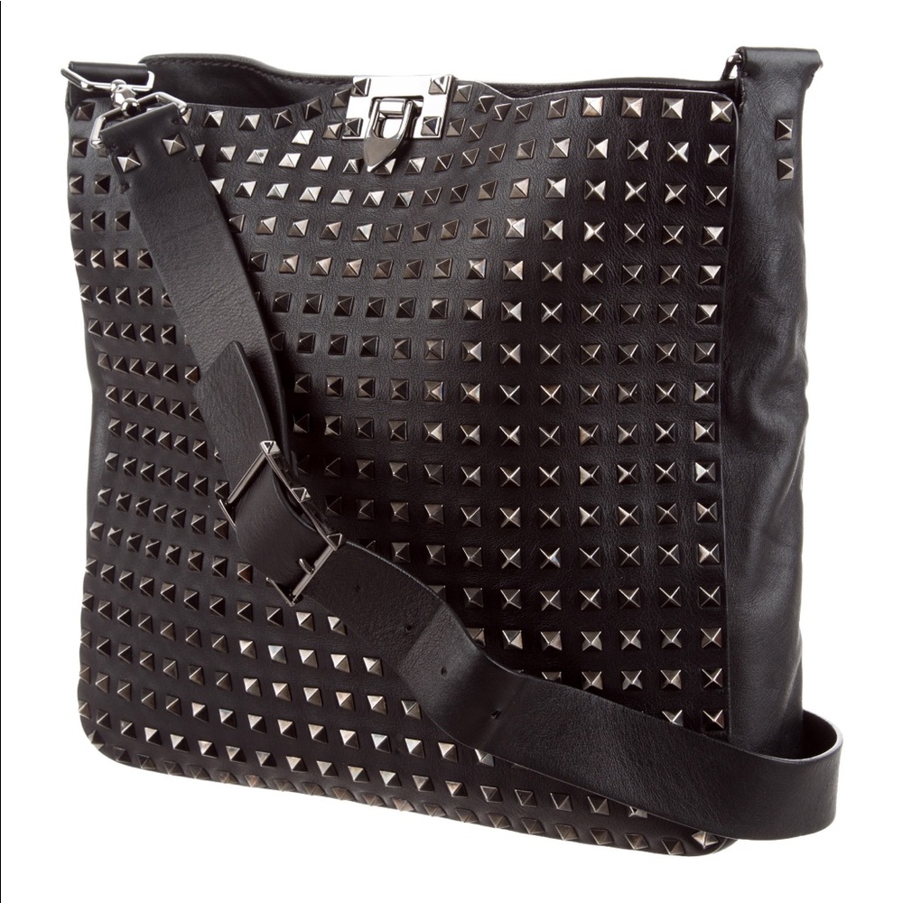 Authentic Black Leather Valentino Rockstud Bag - Picture 4 of 5